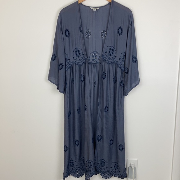 American Eagle Blue Long Kimono - Picture 2 of 13